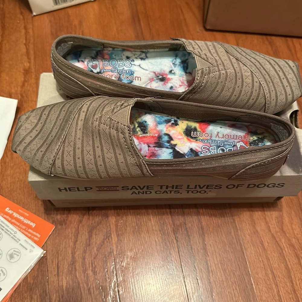 Bobs Plush - Urban Rose Flats
